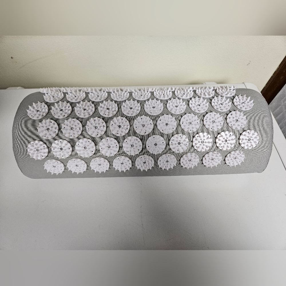 Prosourcefit Acupressure Massage Pillow Cushion in Grey with White Spikes